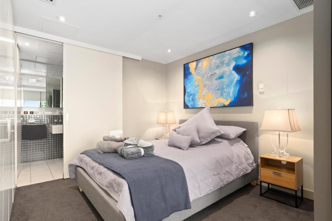 Sophisticated Designer Condo W River & City Views Melburne Exterior foto